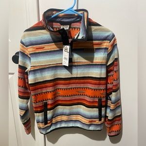 Cinch long sleeve quarter button up. Youth Large brand new